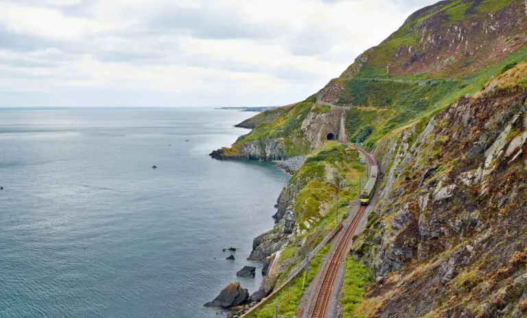 Experience Ireland’s breathtaking beauty and rich culture effortlessly on a scenic rail journey