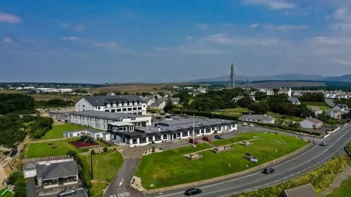 Waterfront Hotel Dungloe – Coastal Comfort in the Heart of Donegal