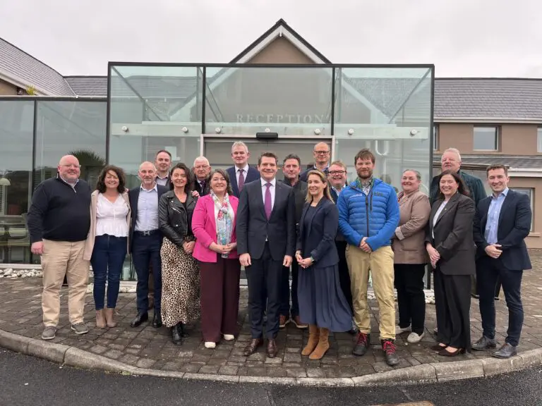 Minister Burke attends Connemara and the Islands Tourism Network meeting       