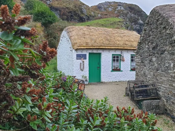 GLENCOLMCILLE FOLK VILLAGE – A JOURNEY THROUGH IRELAND’S PAST