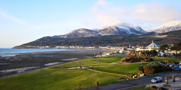 Staycation Co Down- Discover Michelin Rated restaurants & majestic mountains