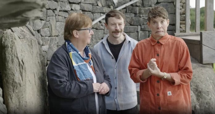 COMEDIANS SEÁN BURKE AND SUZI RUFFELL DRIVE COAST TO COAST IN S