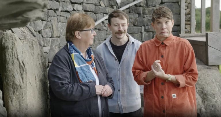 Comedians Seán Burke and Suzi Ruffell drive coast to coast in search of punchlines!